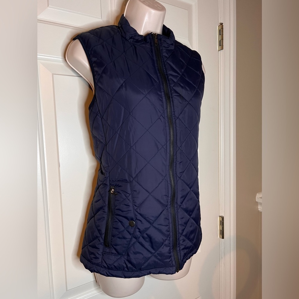 Lightweight Navy Vest Miss Moly in Medium